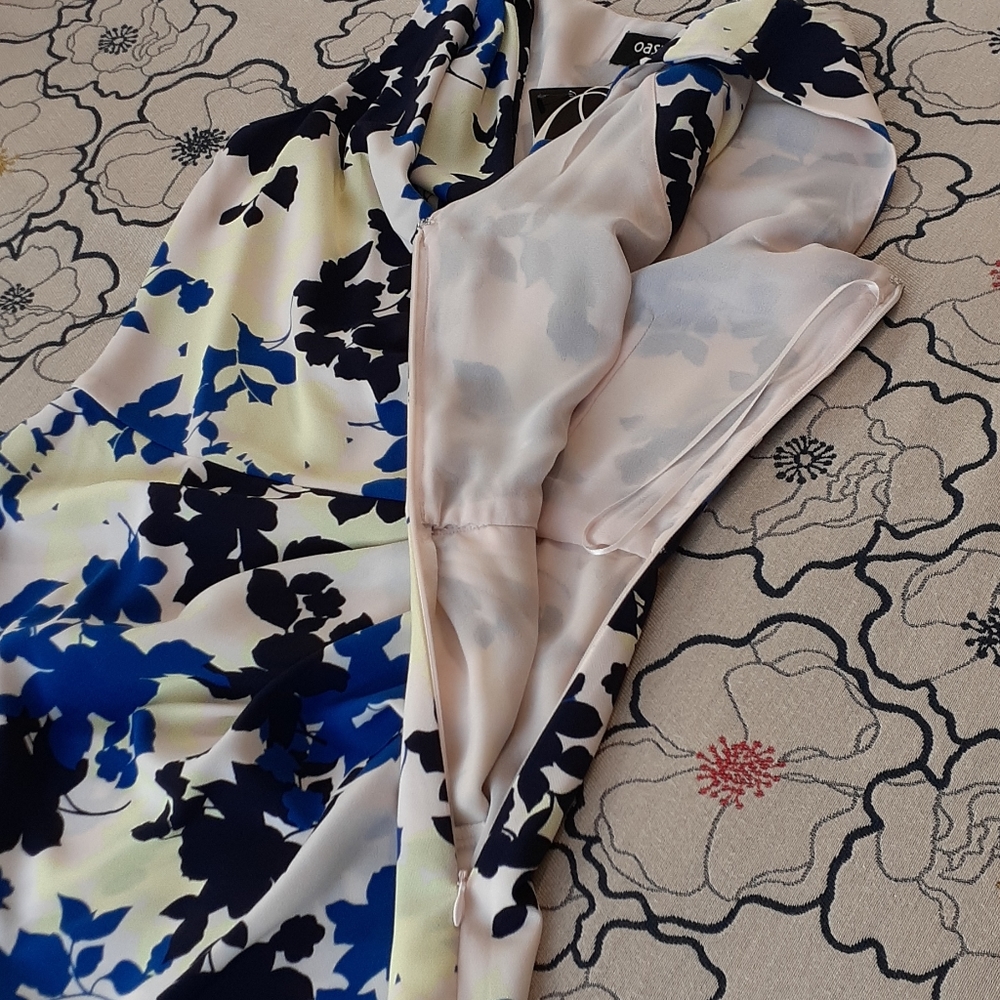 OASIS  FLORAL PRINT DRESS - Picture 5 of 11